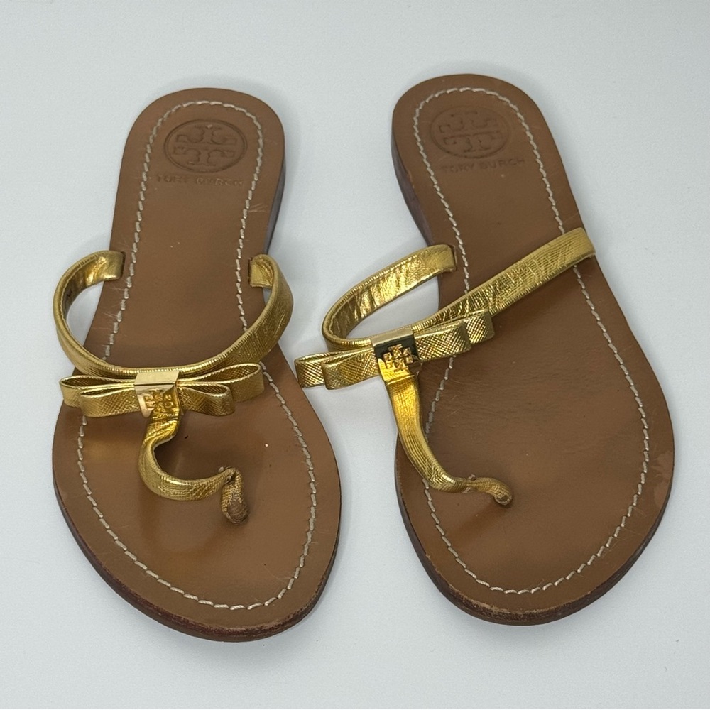 Tory Burch Leighanne Thong-Patent Saffiano with Metallic Straps Sandals Size 8.5